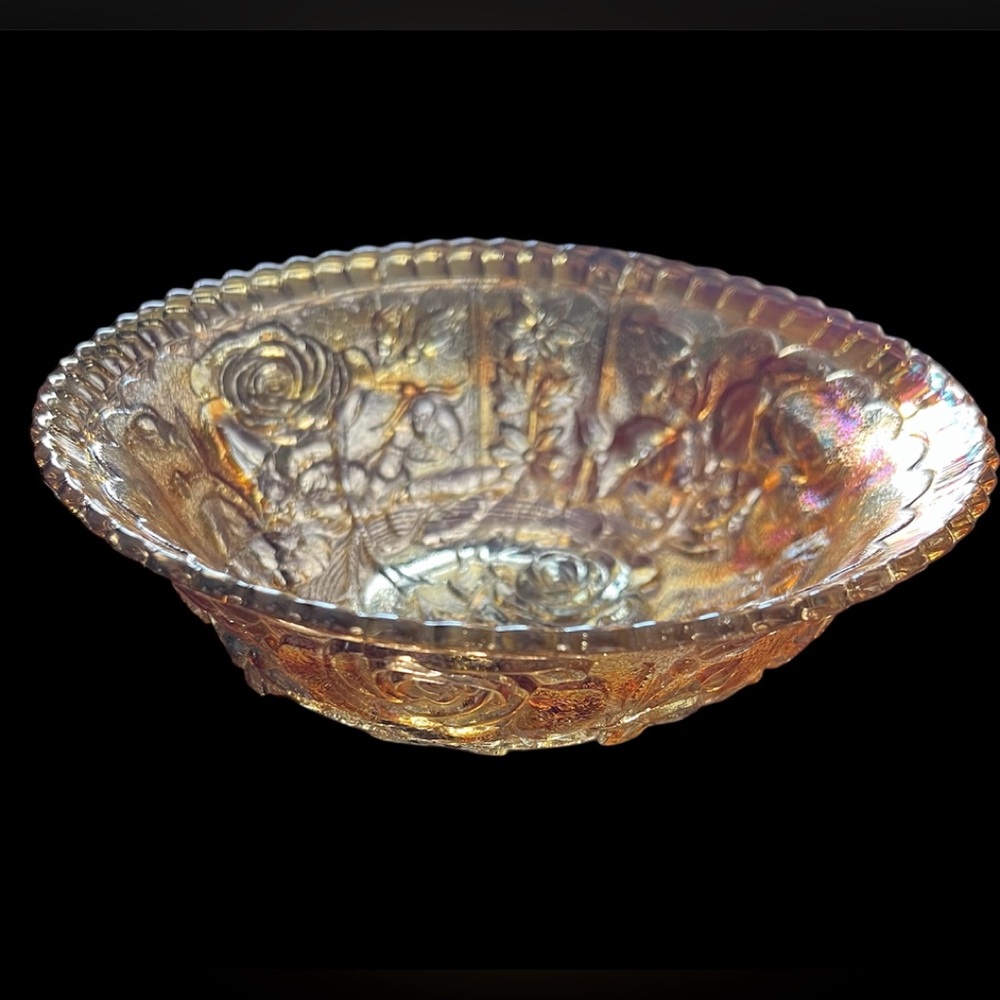 40s Imperial Glass Co ROSE Bowl
LIGHT MARIGOLD Carnival Glass